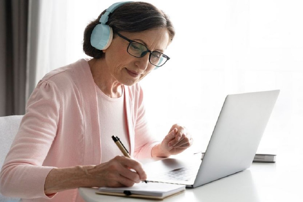 Prendere il diploma da adulti online